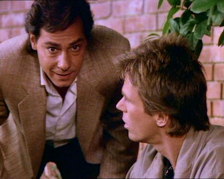 Angus MacGyver Trucs et Astuces - 1x09 Les Fr�res Ennemis - Frank et Mac